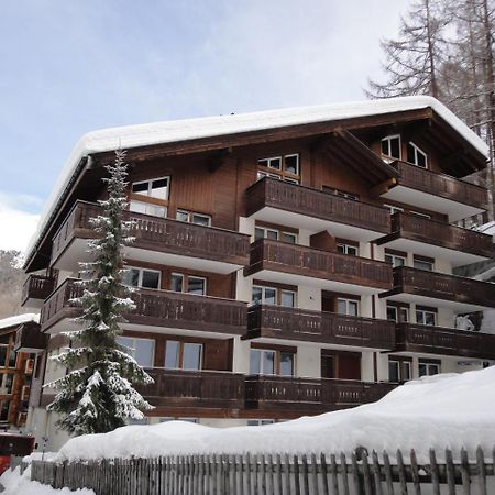 Bolero 4.5 Dachzimmerwohnung Zermatt Esterno foto